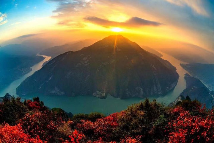 5-Day Yangtze River Luxury Cruise from Yichang to Chongqing