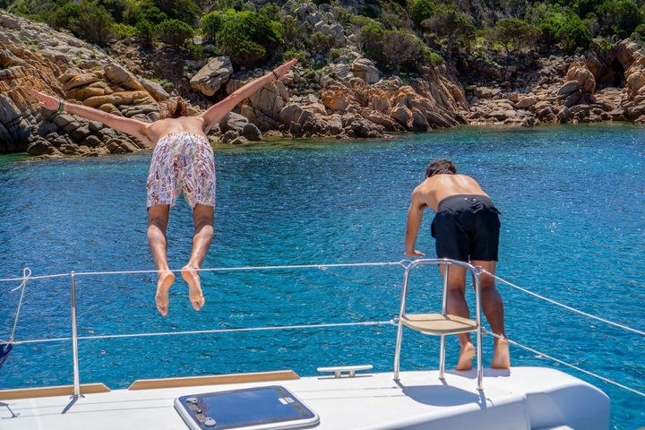 Catamaran tour Magdalene Archipelago from Cannigione from 12 mt..