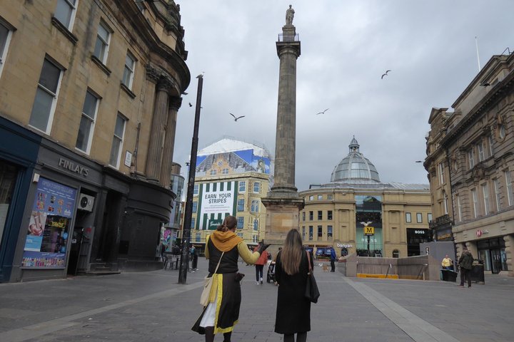 90 minute Old Newcastle Walking Tour - FREE castle entry