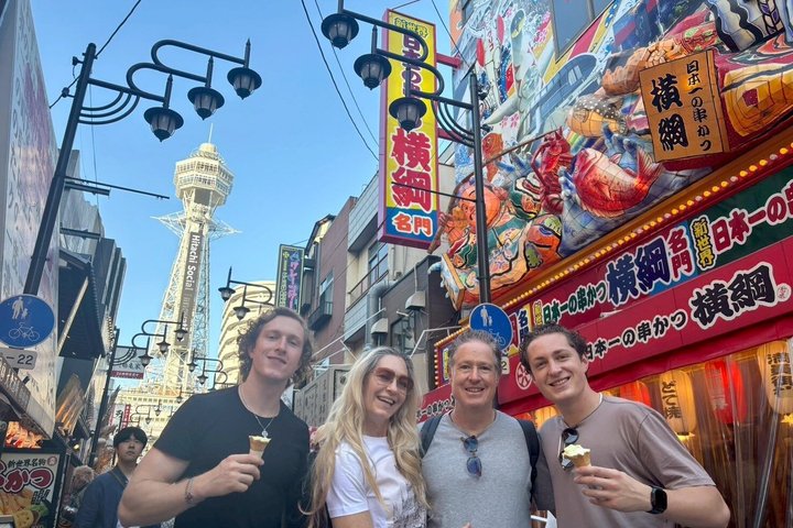 Osaka Flavors & Landmarks: Castle, Shinsekai & Food Tasting