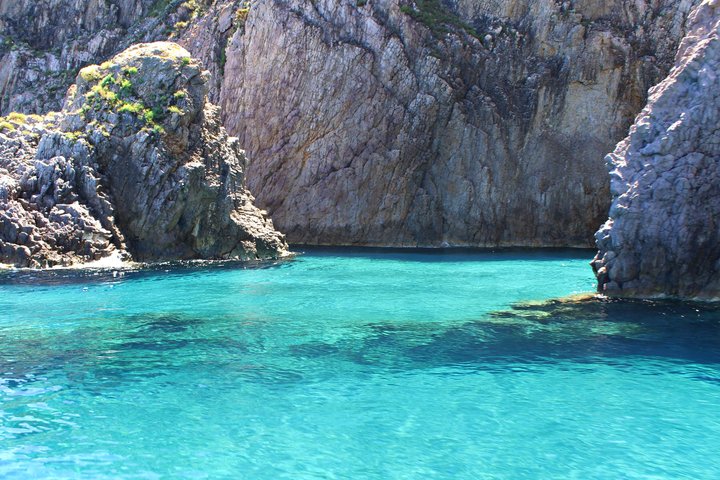 Ponza Island: Full Day Cruise Trip from Anzio with Lunch on board