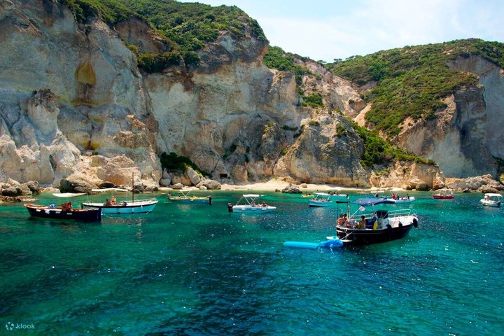Ponza Island: Full Day Cruise Trip from Anzio with Lunch on board