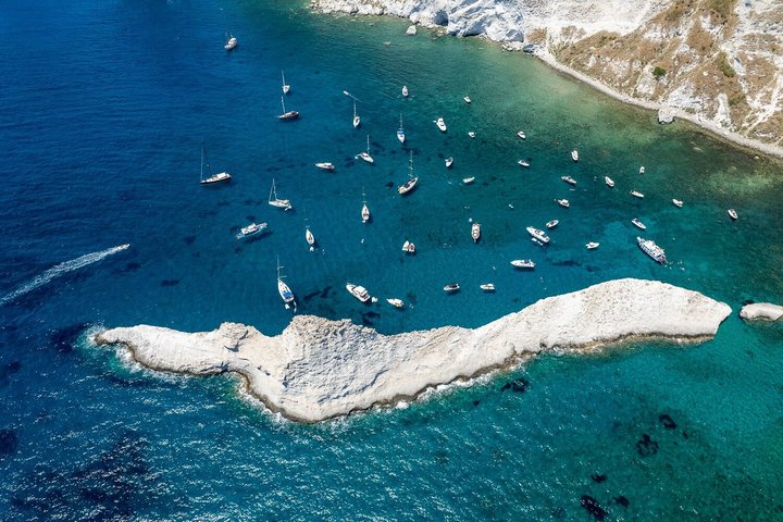 Ponza Island 6 hours Boat Excursion with Swimming Stops and Lunch