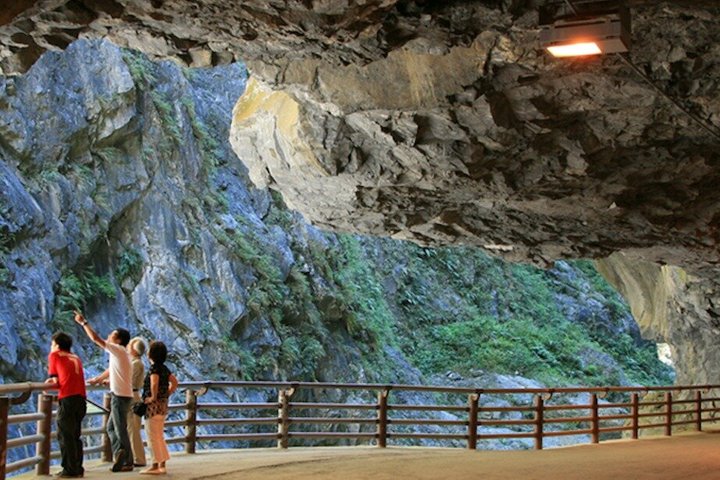 From Hualien Day Tour– Taroko Gorge & Scenic Coastal Views