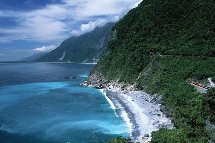 From Hualien Day Tour– Taroko Gorge & Scenic Coastal Views
