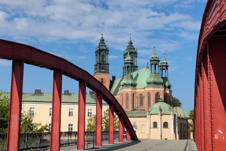 Poznań Highlights Bike Tour with Local Guide