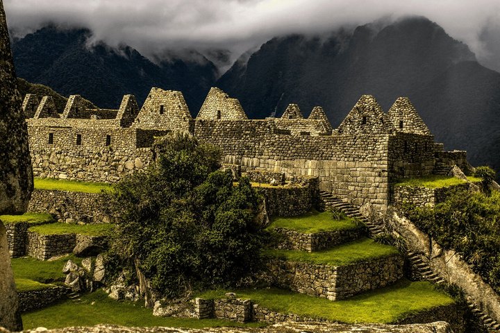 2-Day Tour from Cusco Sacred Valley and Machu Picchu by Train