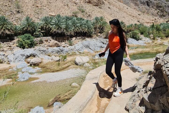 Full-Day Bimmah Sinkhole and Wadi Al Arbeieen Tour