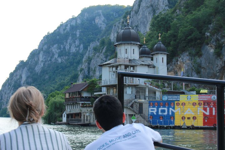 Private Day Tour to Iron Gate Gorge and Golubac Fortress