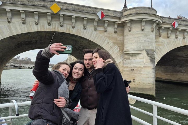 Paris Seine River Sunset & Evening Champagne Cruises