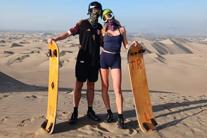 CRAZY BUGGY 4x4 IN HUACACHINA AND SANDBOARDING AT SUNSET