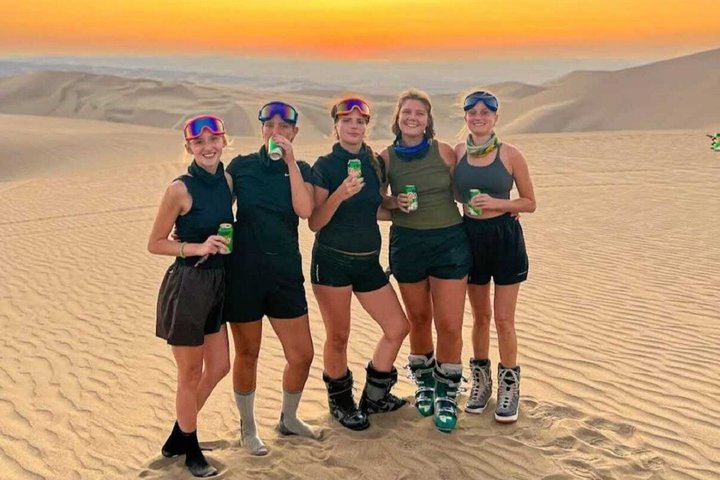CRAZY BUGGY 4x4 IN HUACACHINA AND SANDBOARDING AT SUNSET