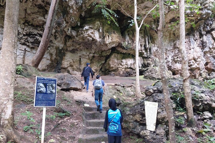 Rammang-Rammang Karst South Sulawesi Tour with Local Guide