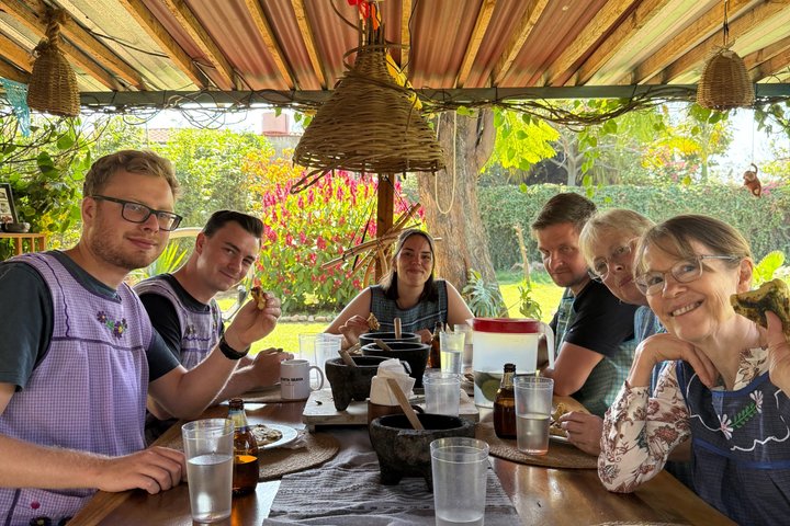Oaxaca cooking: mole & tortilla class, market tour & mezcalitas