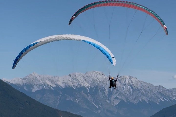 Paragliding Tandem with World Champion, Stubaital