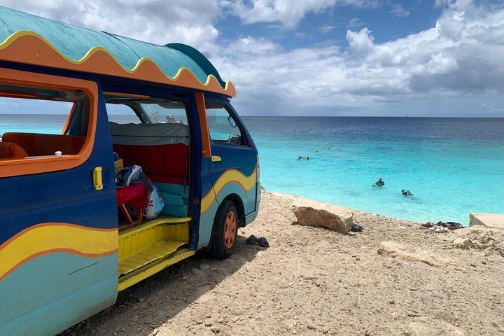 Luc’s Private Group Bonaire Open Bus Tour