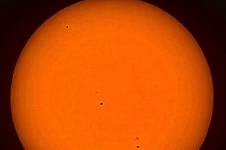 View the sun in Formentera with Professional Telescopes