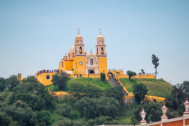 Desde Puebla: Tour privado a cholula + fabrica de talvera