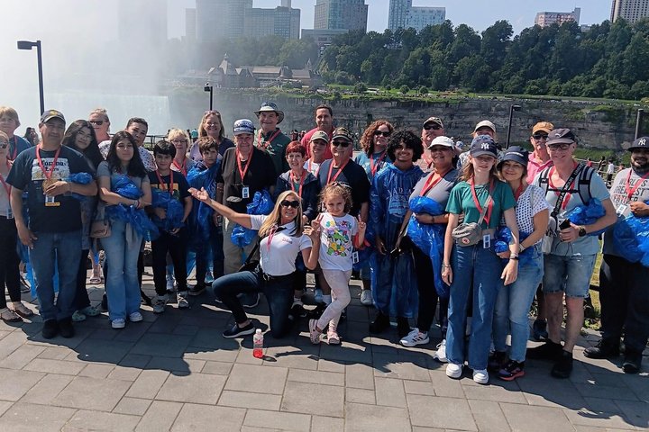 All Inclusive Niagara Falls USA Tour W/Boat Ride,Cave & Much MORE