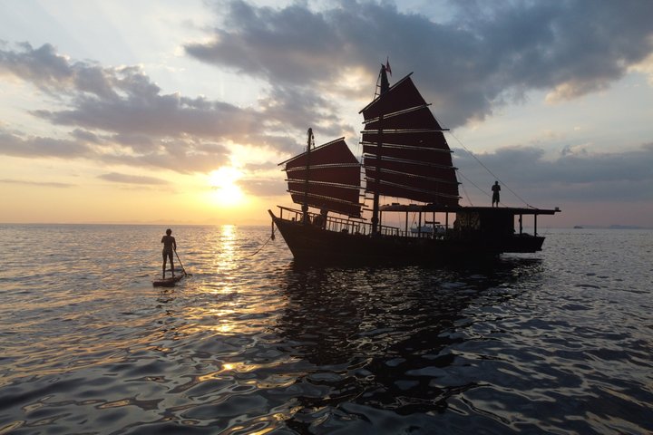 Krabi 4 Island Sunset Snorkeling Cruise + Bioluminescent Swim