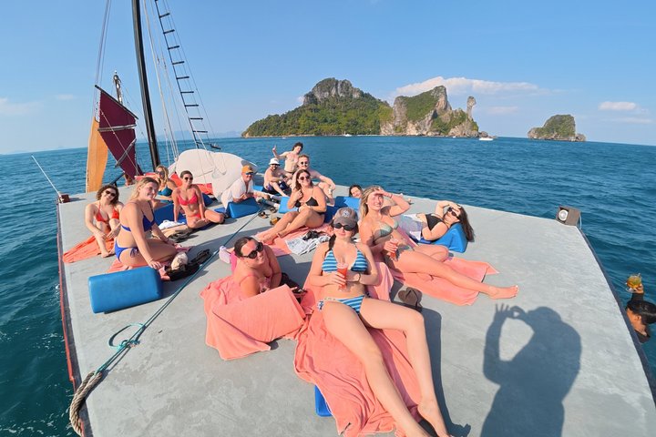 Krabi 4 Island Sunset Snorkeling Cruise + Bioluminescent Swim