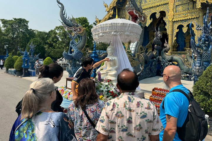 ChiangRai Guided 7 Major Sites+Buffet Lunch #All ticket included
