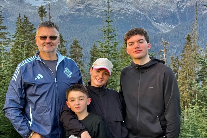 Whistler Afternoon Evening With The Bears Land Rover Scenic Tour