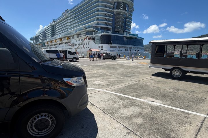 St Thomas Luxury 6 Hour Private Sightseeing Cruise Port or Hotel