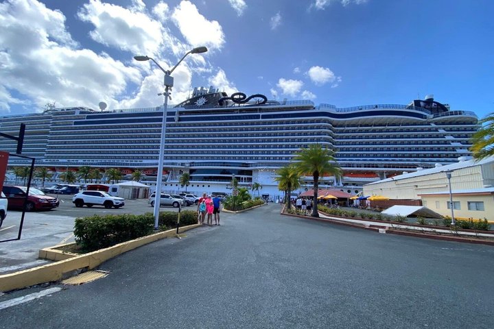 St Thomas Luxury 6 Hour Private Sightseeing Cruise Port or Hotel