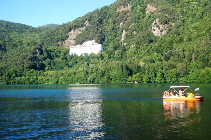 Lakes of Monticchio private tour: amazing volcano Vulture view