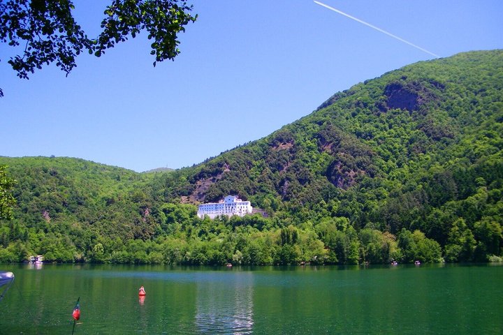 Lakes of Monticchio private tour: amazing volcano Vulture view