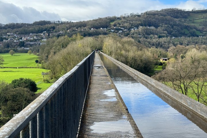 Private Luxury North Wales Tour –Snowdonia & Conwy (Door-to-Door)