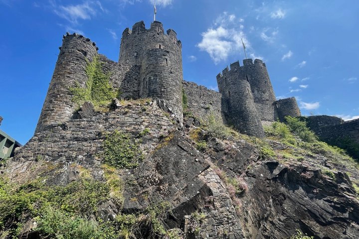 Private Luxury North Wales Tour –Snowdonia & Conwy (Door-to-Door)