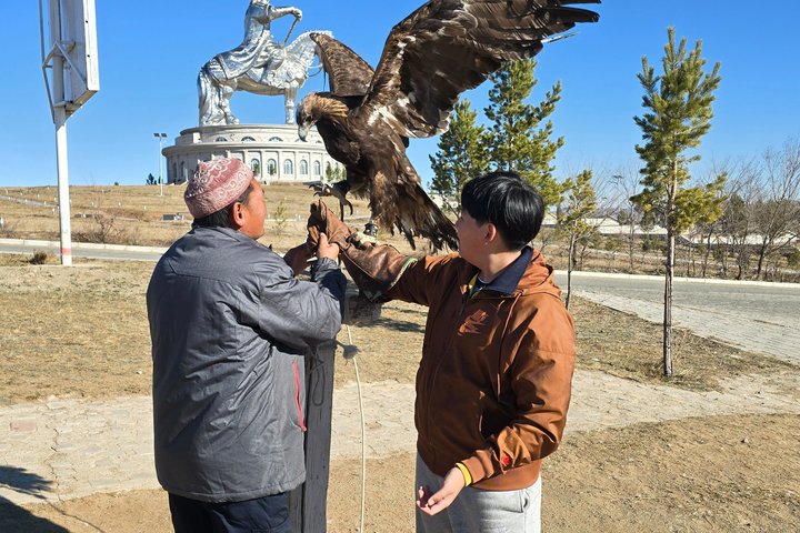 Chinggis Khaan Statue and Terelj National Park (Private Tour)