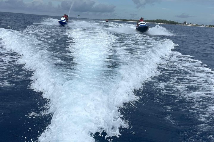 Grand Turk Jet Ski Experience – Cruise Ship Adventure by Aquajets