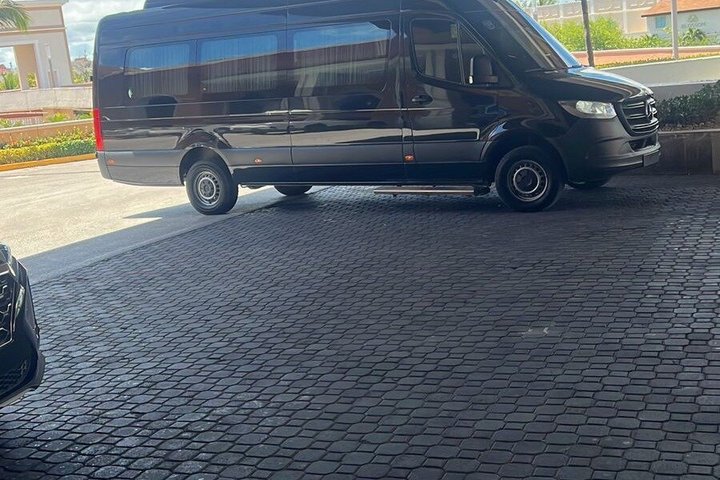 PRiVATE TRANSFERS FROM PUNTA CANA AIRPORT TO HOTELS -FAST SERVICE