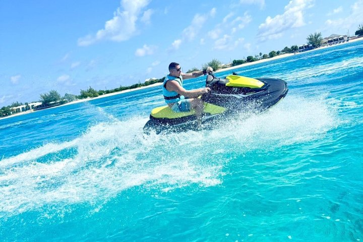 Grand Turk Jet Ski Experience – Cruise Ship Adventure by Aquajets