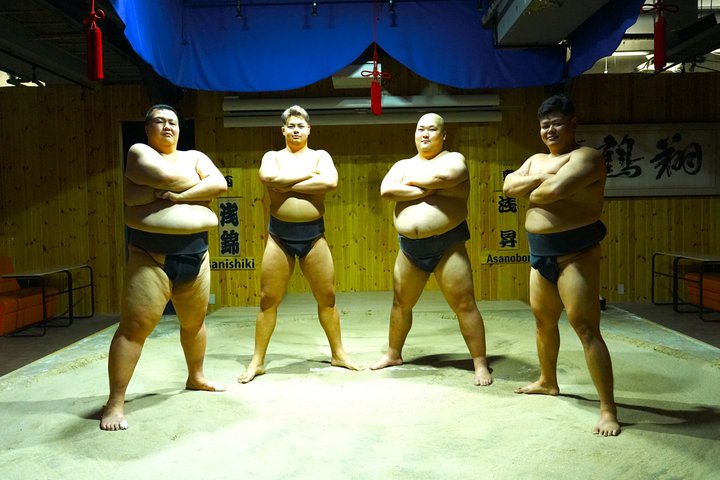 Tokyo Sumo Entertainment Show with Chicken Hot Pot and Geisha