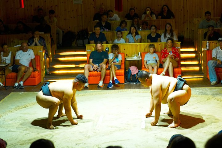 Tokyo Sumo Entertainment Show with Chicken Hot Pot and Geisha