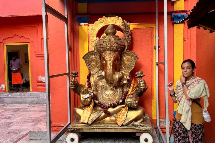 Haridwar Full Day Sightseeing Tour and Ganga Aarti with Guide