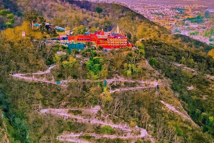 Haridwar Full Day Sightseeing Tour and Ganga Aarti with Guide