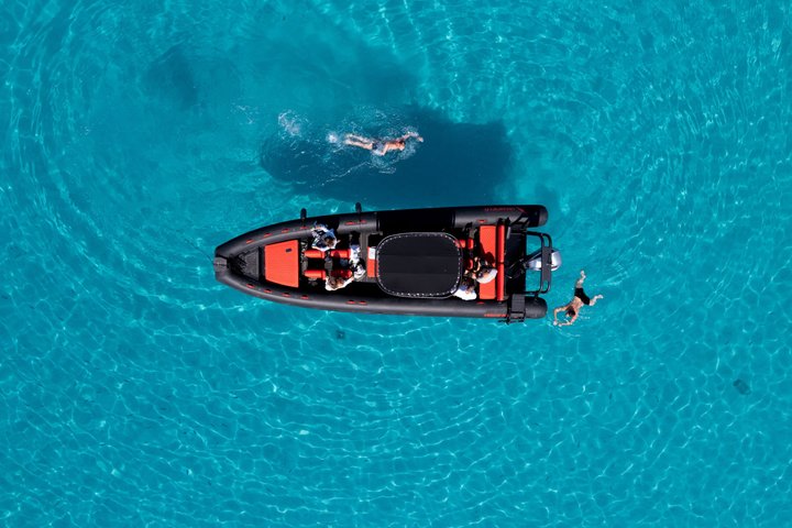 Zadar: Luxury Island Boat Tour, Snorkeling & Unlimited Wine