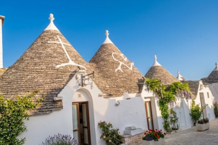 From Lecce : Alberobello, Locorot., Ostuni, guided tour, 2 Testings