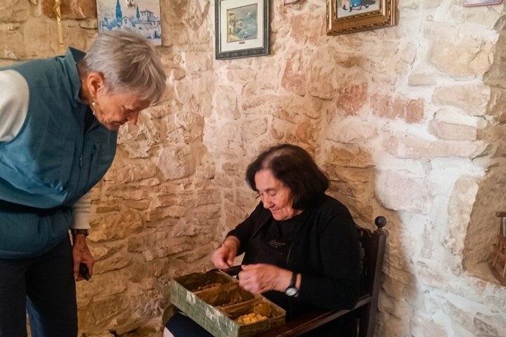 From Lecce : Alberobello, Locorot., Ostuni, guided tour, 2 Testings
