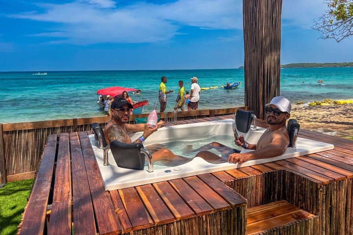 Cartagena Urban Party Boat to Cholón: 5 Stops with Lunch & Drinks