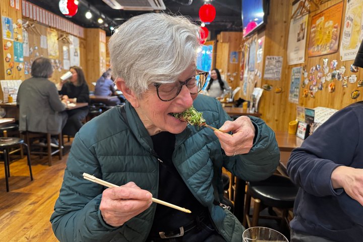 Osaka Flavors & Landmarks: Castle, Shinsekai & Food Tasting