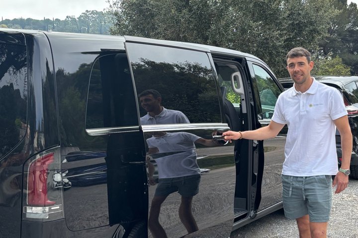 Saint Tropez and Port Grimaud Full Day Sightseeing Tour