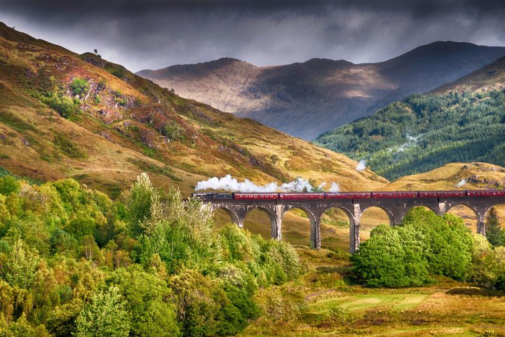 Private Glenfinnan Viaduct Glencoe and Glen Nevis Tour