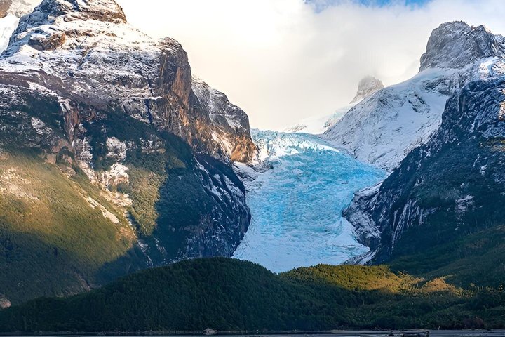 Balmaceda and Serrano Glaciers Boat Tour with Lunch