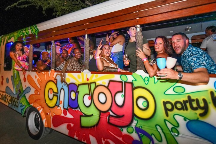 Aruba Nightlife Party Bus Tour, Free Cocktails, Live DJ & Host